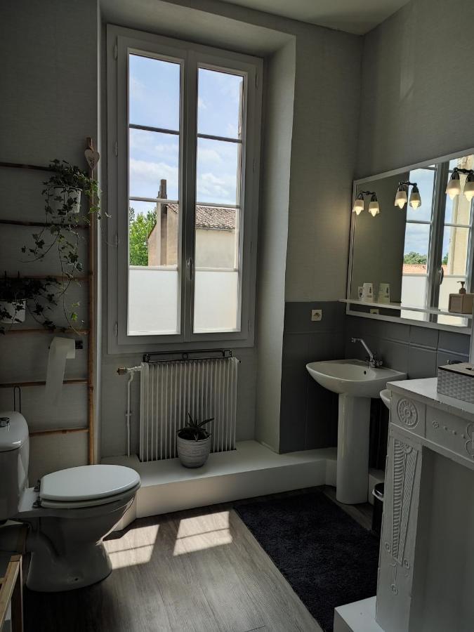Ferienwohnung Celine Et Jose Cubzac-les-Ponts Exterior foto